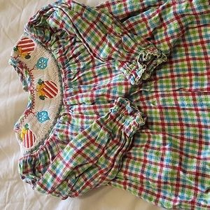 Marmellata girls 2T Christmas smocked dress